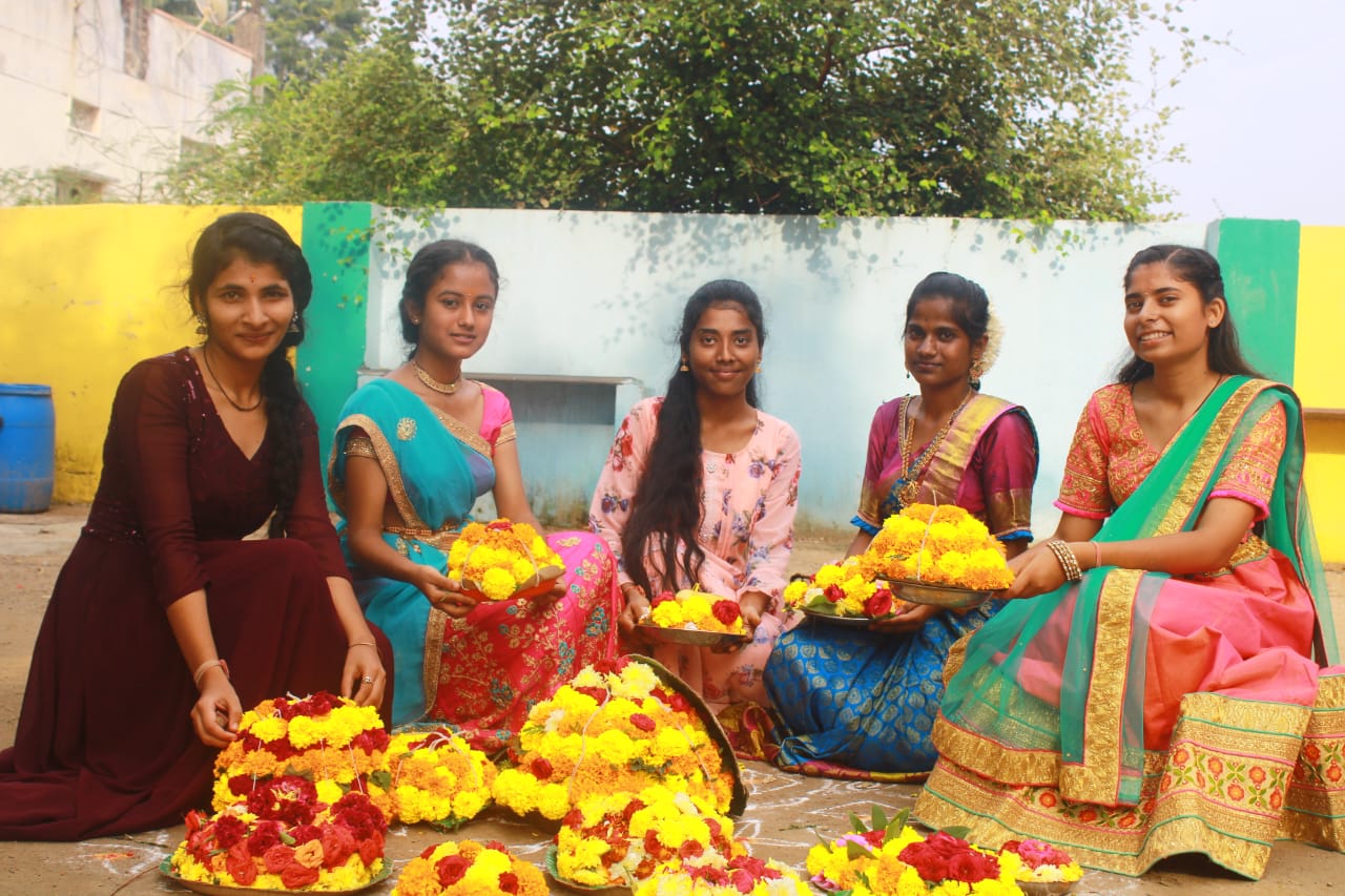 Bathukamma Day Image 4
